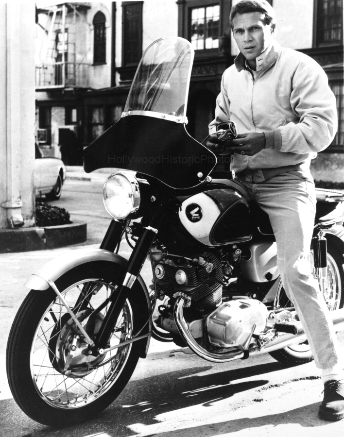 1963 at Paramount Pictures wm.jpg